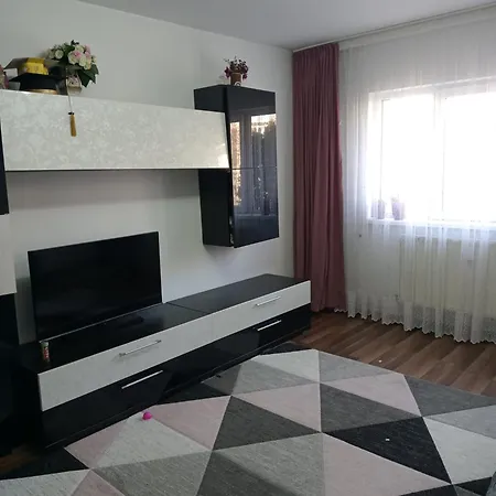 Penti Apartament Suceava Exterior photo